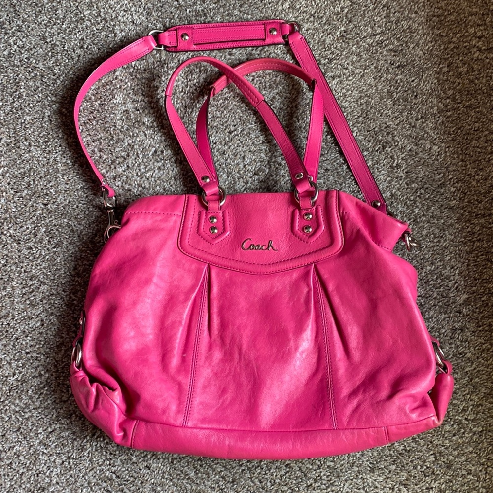 Coach pink Leather purse